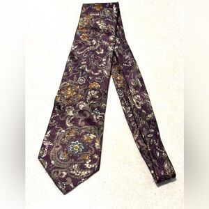 Canadian Classic Men's Purple Paisley Vintage Tie